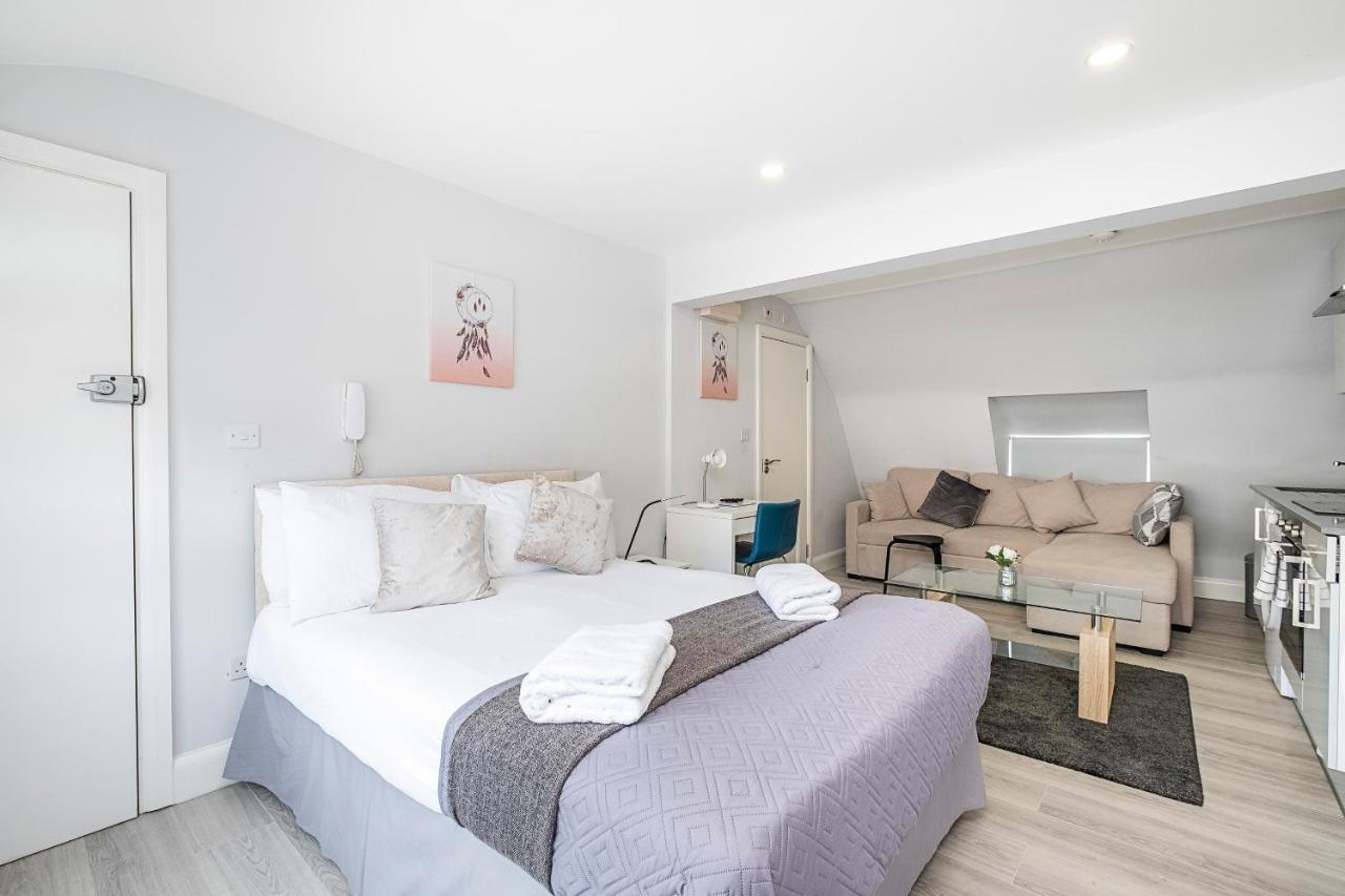 Securematics Superior Studio Apartments Лондон Екстер'єр фото